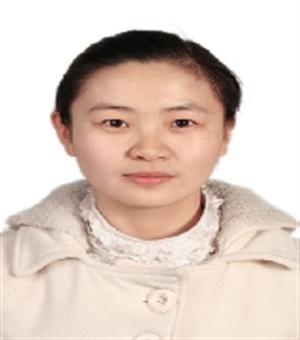 张佩