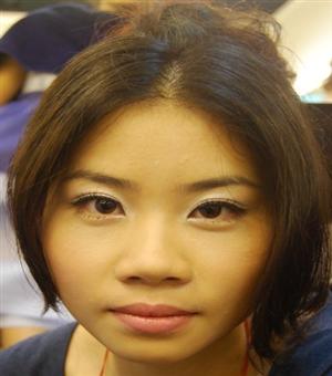 杨玲